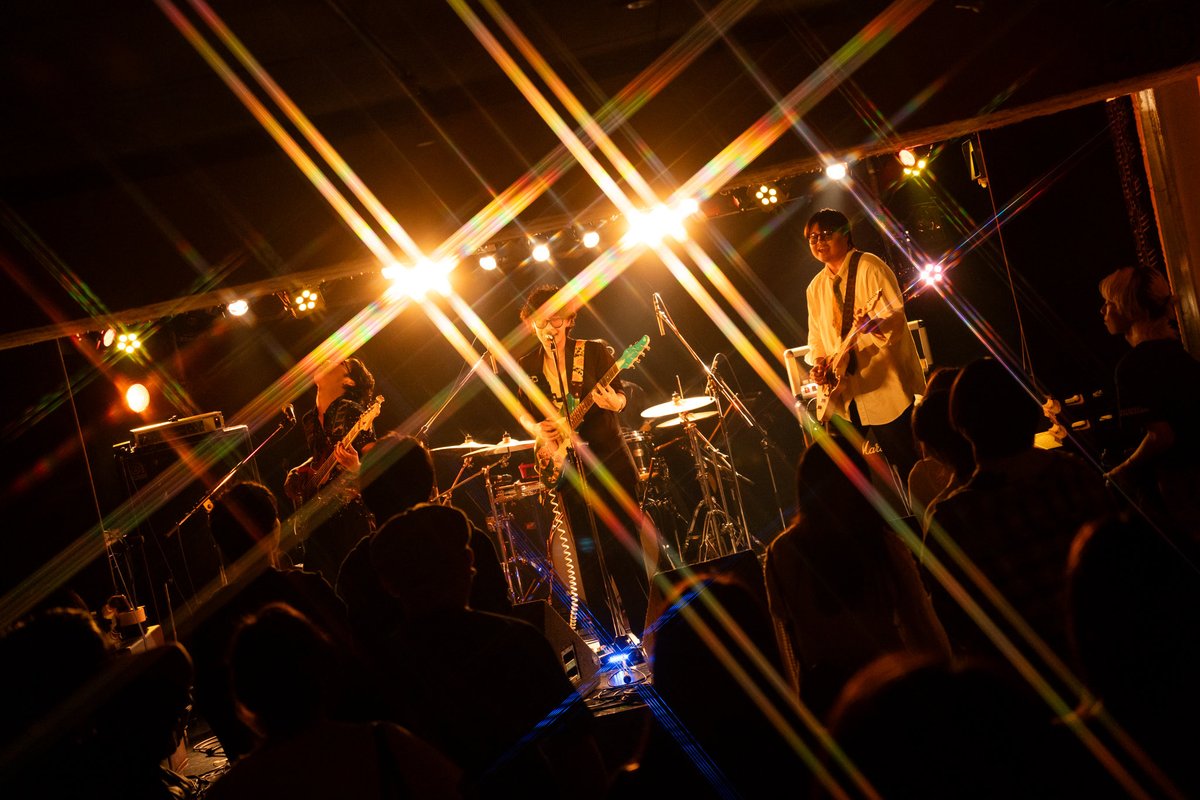 luveluloom's tweet photo. 【LIVE report】
2025/10/06
東京 chain at Shibuya Lush

初東京chainありがとうございました！さいっこうなイベントで楽しすぎました🔥東京またすぐ行けるよう頑張ります🔜
/chappy

 #Luveluloom #ラブラルーム #邦ロック https://t.co/D28bZ3yfwz