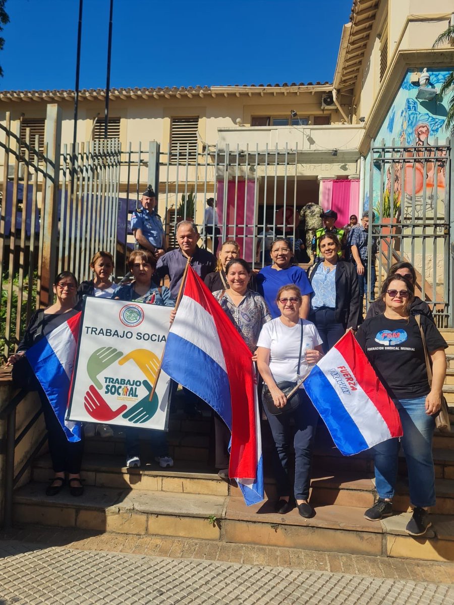 accionscpy's tweet image. Presentes en la movilización de trabajadoras y trabajadores del @msaludpy en exigencia por mejoras en las condiciones laborales, desprecarización y en defensa a la jubilación.