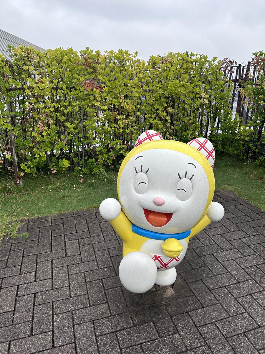 ユウラ tweet media