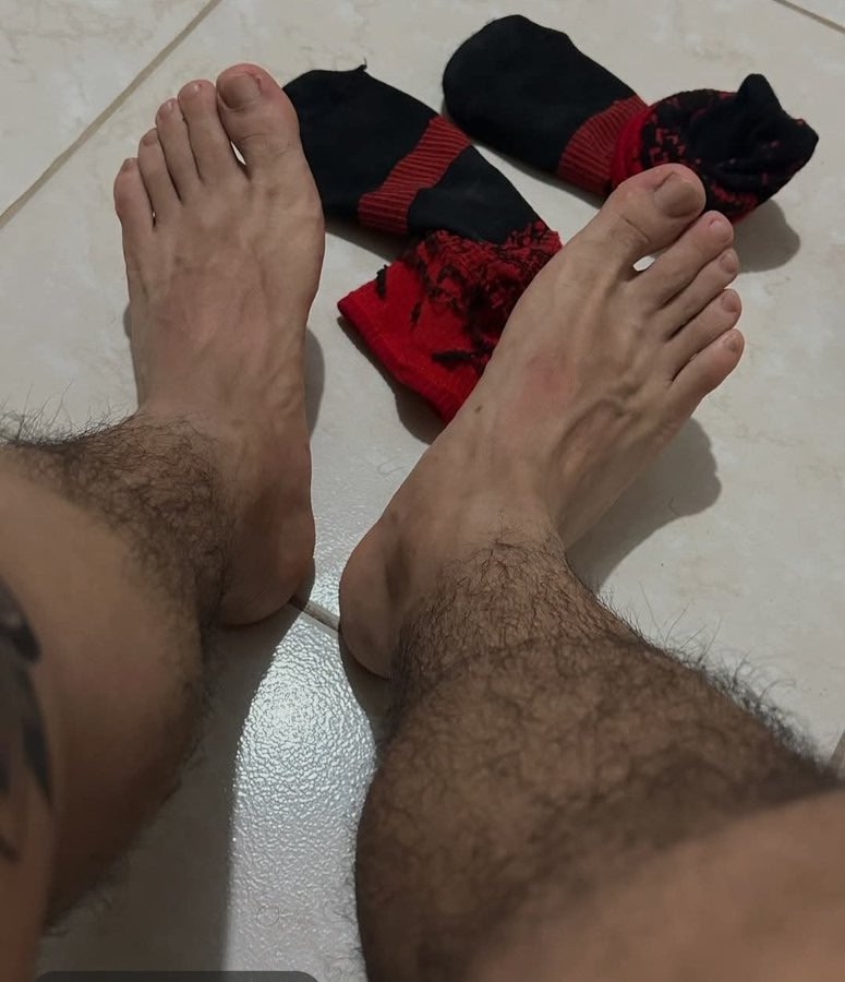 Manly Feet Club (22k) (@manlyfeetclub) on Twitter photo 