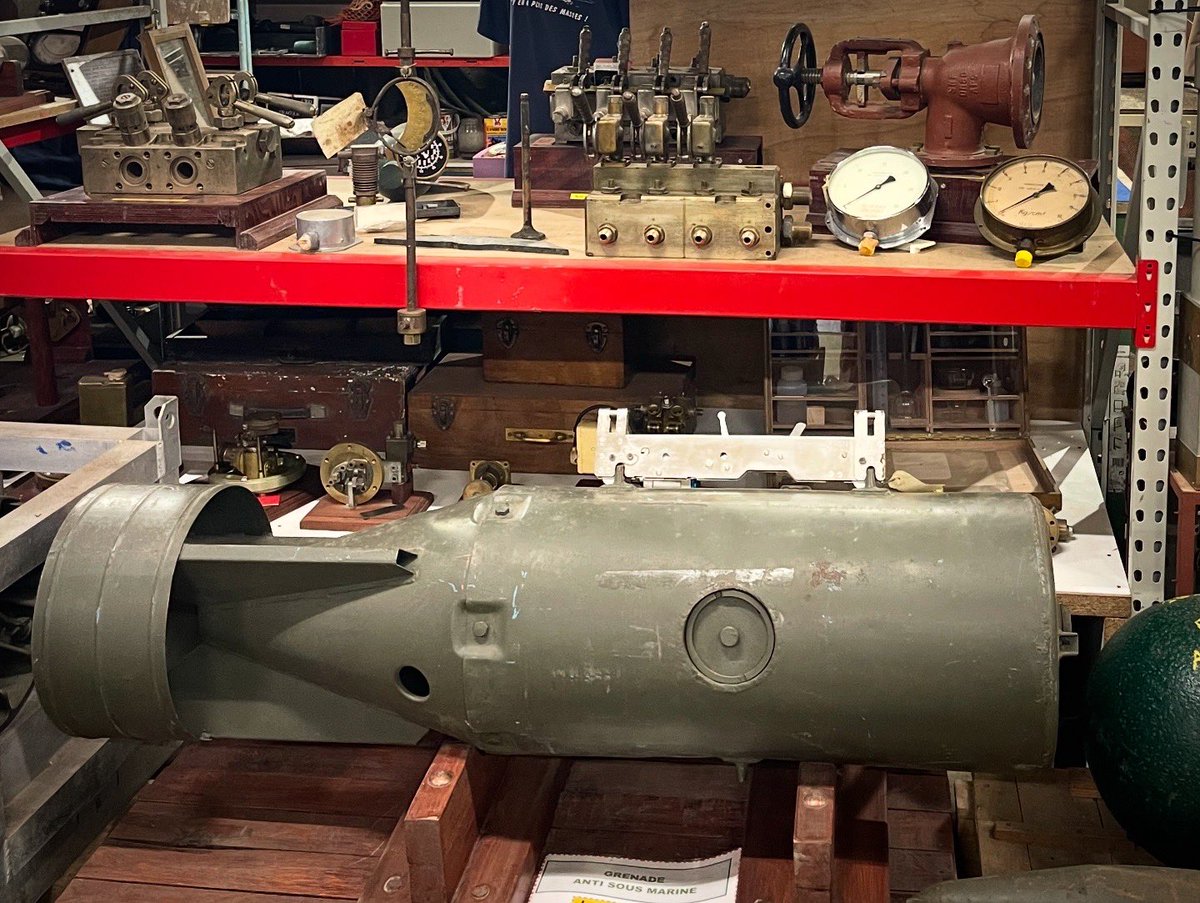 RonanLoas's tweet photo. Toujours un plaisir de retrouver nos amis du #MESMAT à la base des sous-marins de Keroman – K3 ⚓️
Les #JournéesDuPatrimoine2025 ont été un succès :
👉 5 500 visiteurs !
Bravo à toute l’équipe pour leur passion et leur engagement https://t.co/UbtzWQCTJr