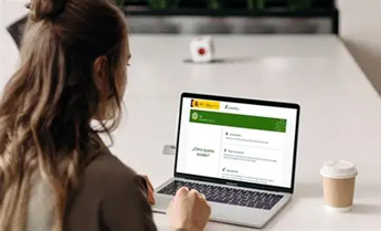 CtramissBelgica's tweet photo. 📢En el portal #TUSS está disponible un nuevo servicio que permitirá a los ciudadanos obtener directamente 👇
📌El S1, tanto para ellos como para sus beneficiarios
📌El A1 cuando tengan un desplazamiento laboral autorizado y en vigor por la #TGSS 

+ℹ️🔗https://t.co/RsXpOf3dm3 https://t.co/YlrHmRmLr6