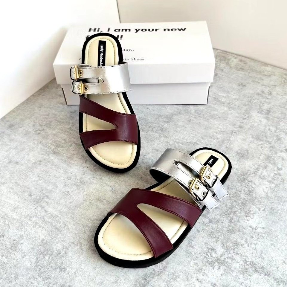 stay comfy and stylish with slippers

a thread