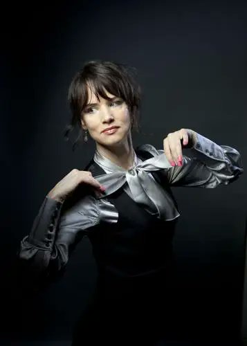 Jacted7's tweet photo. Juliette Lewis
by Victoria Will
2010 https://t.co/9jzaCS7186