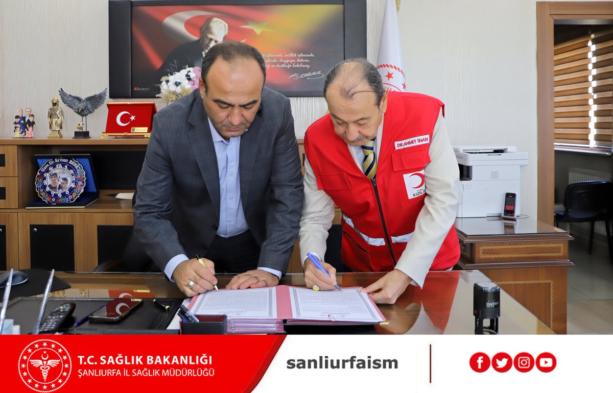 Şanlıurfa İl Sağlık Müdürlüğü ile Türk Kızılayı Şanlıurfa Şubesi Arasında İş Birliği Protokolü İmzalandı.
sanliurfaism.saglik.gov.tr/TR-363772/sanl…
<a href="/saglikbakanligi/">T.C. Sağlık Bakanlığı</a> 
<a href="/ErhanBerkDR/">Erhan Berk</a>