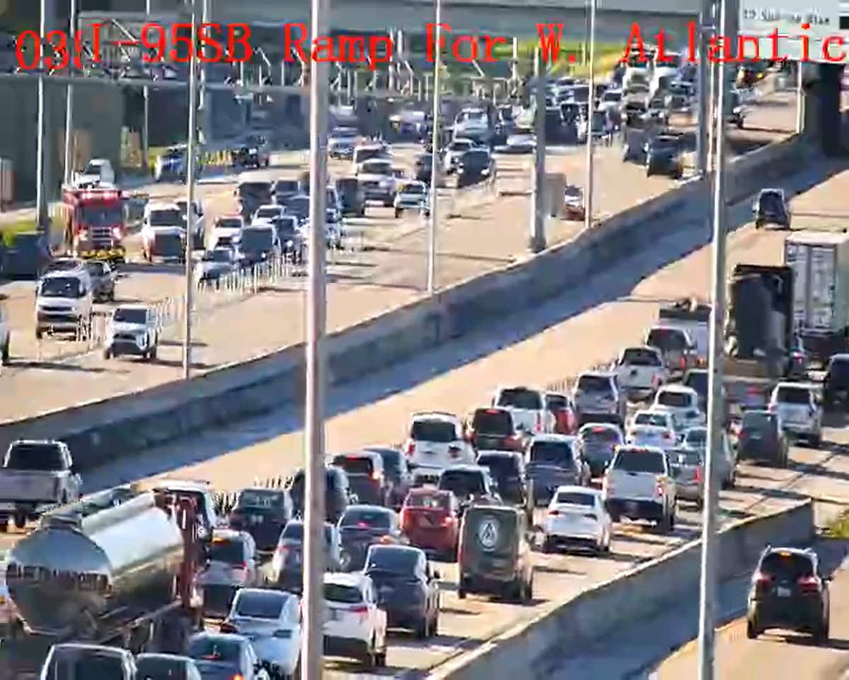 Total Traffic Miami tweet media