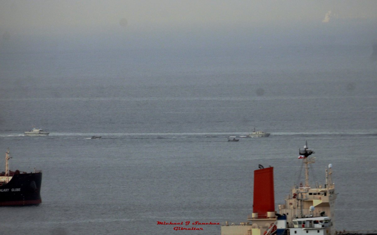 Royal Navy Gibraltar Squadron conducting SURFEX in the Bay of Gibraltar today.

HMS Cutlass, Dagger, DSB Crabb and seaboats participating.

(Src: <a href="/key2med/">Michael J Sanchez</a>)