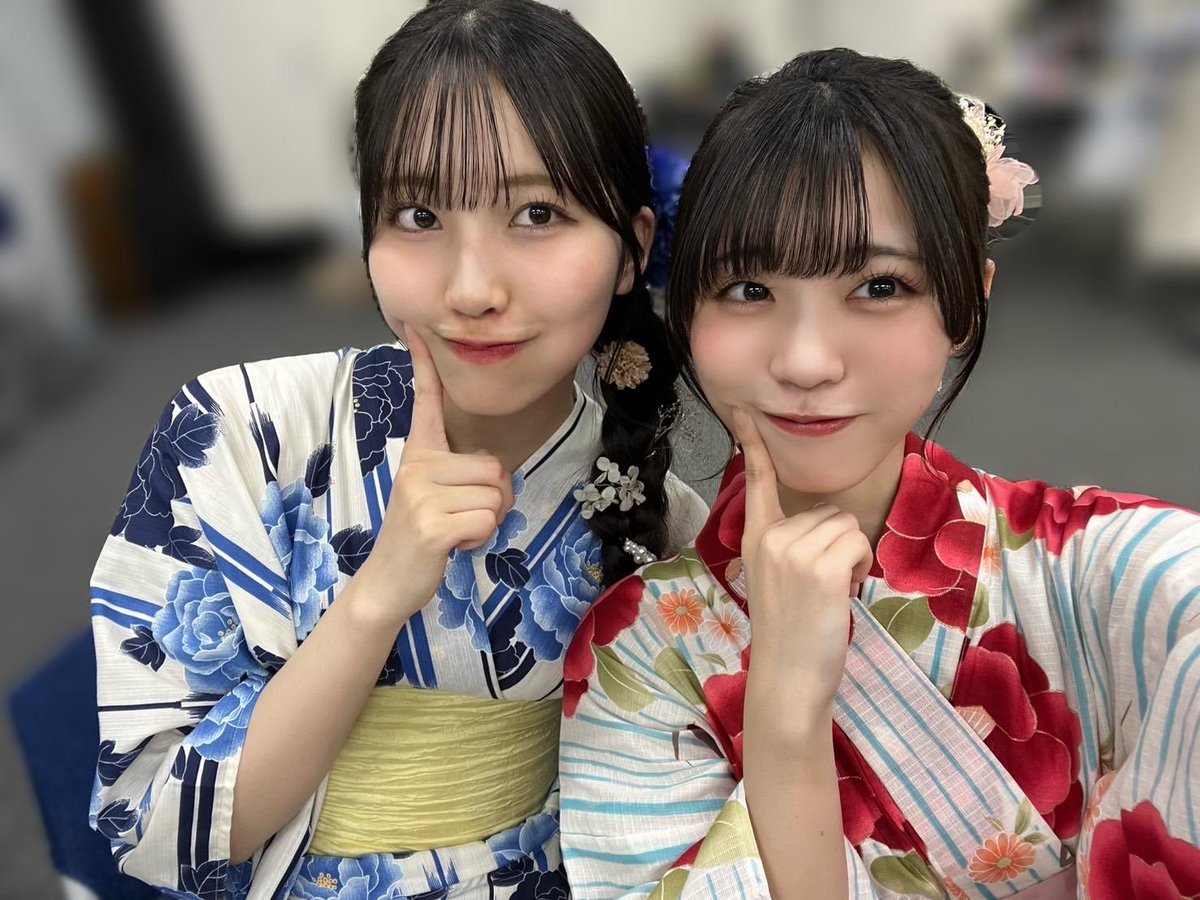 ＼ #僕青 BLOG更新／

BLOGを見る👀📝
bokuao.com/blog/list/1/0/

🌟今井優希🌟
🌻岩本理瑚🌻
🎀金澤亜美🎀
🩵工藤唯愛🩵
💗塩釜菜那💗
🫧須永心海🫧
🤍長谷川稀未🤍
🦭萩原心花🦭
🌸八重樫美伊咲🌸
💐柳堀花怜💐
🐥山口結杏🐥
💄吉本此那💄

ぜひ、チェックしてみてください！

#僕が見たかった青空