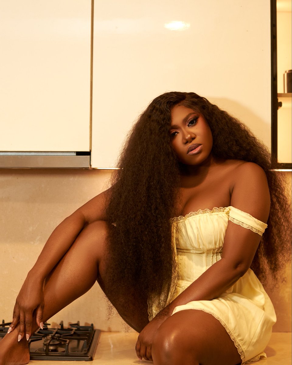 OfficialNiniola's tweet photo. Almost Time 😍🥰💃☺️😊🥰
New Music “BELLE” Loading 17/10 🔥🔥🔥
#NINIOLA
#QOAH
#QOTS
#AFROBOSS
#AFROHOUSE #fyp
#AREASISTER
#BELLE https://t.co/ecATfgTm6a
