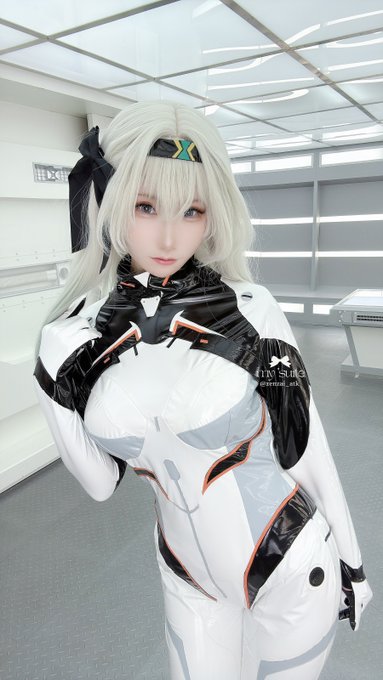 Twitterのコスプレ画像32