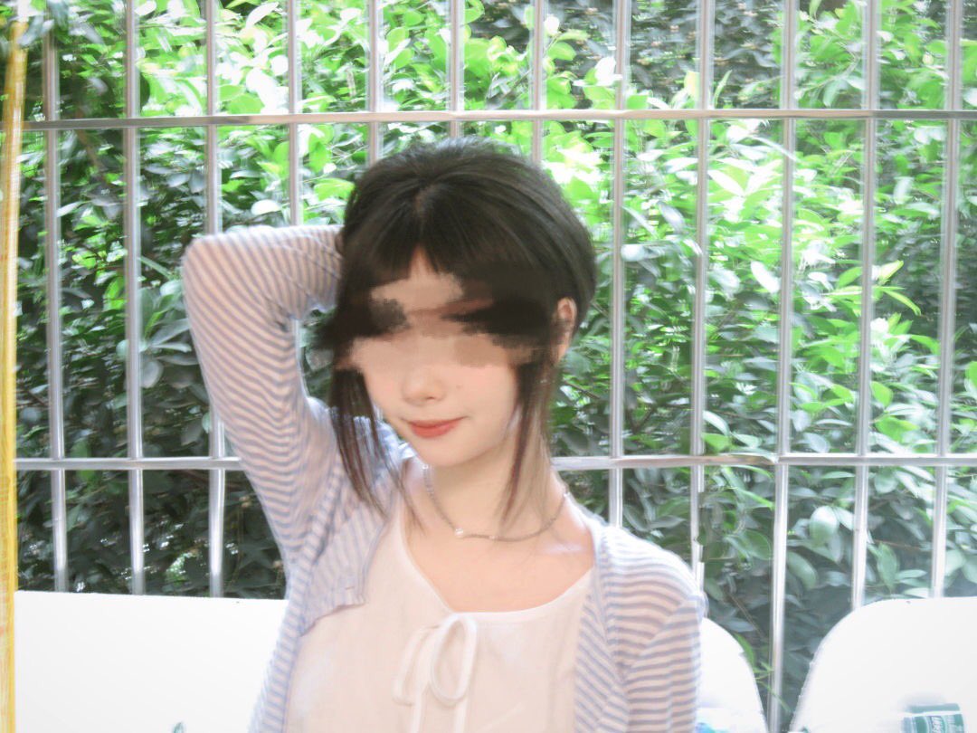 Maso/字母圈
21 158 95
独生女，情绪稳定独立，有主见，穿搭风格多变，1v1接触发展，希望你也一样。