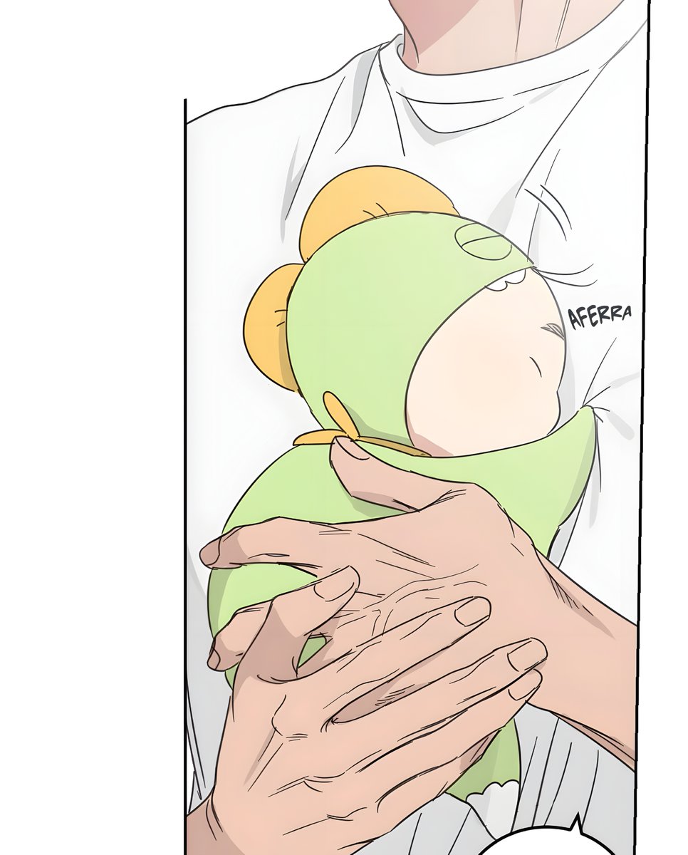 She simply loves being in Daddy's arms 🥺🩷⭐ 
#OurSunnyDays