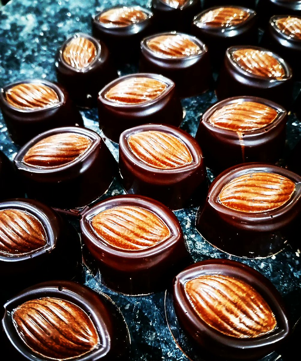 Almond Praline - a classic Belgian chocolate that can be found in chocolate shops in Bruges 🇧🇪 #brugeschocolate #thechocolateshop #churchtownvillage #delicious #handcrafted #praline .