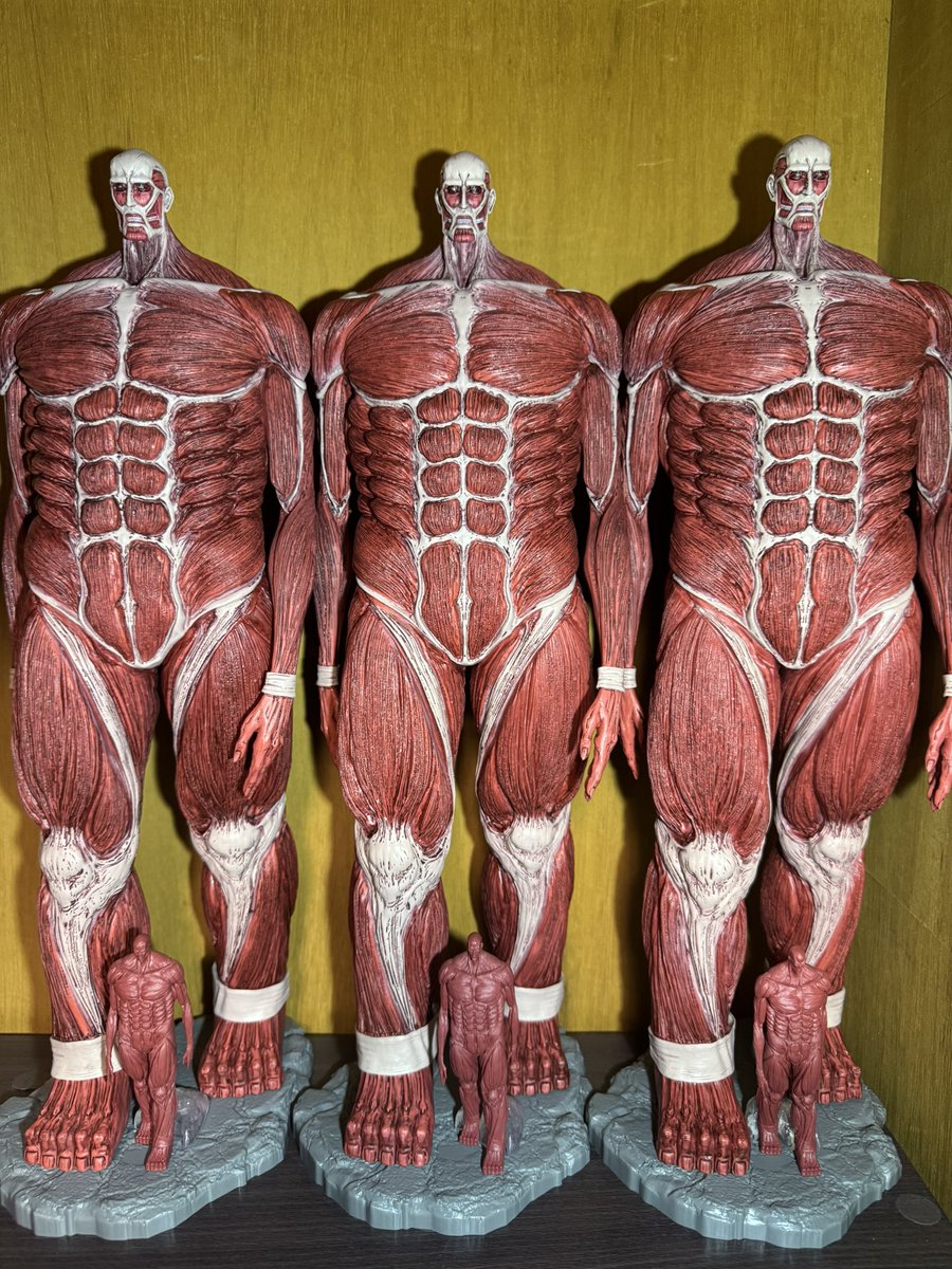 ライト当てると怖すぎる
#進撃の巨人
#一番くじ