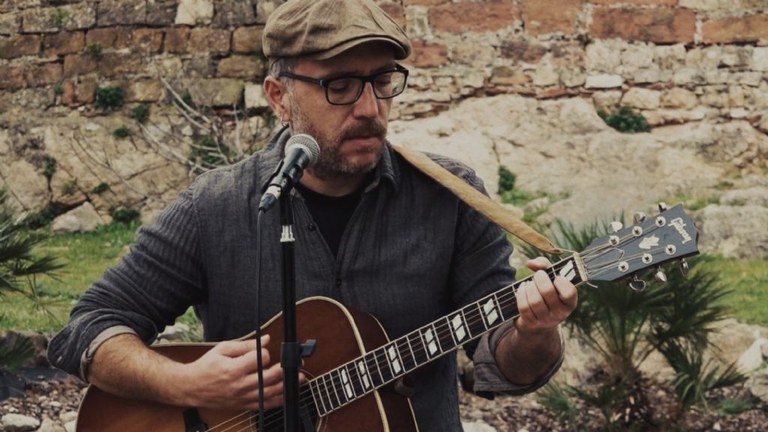 Chivo Chivato, el projecte en solitari de Pepo López, visita el Can Ramon de Lleida aquest divendres 17 d'octubre. Hem pogut parlar amb ell aquest matí de dimarts:

radiorossello.cat/programs/entre…