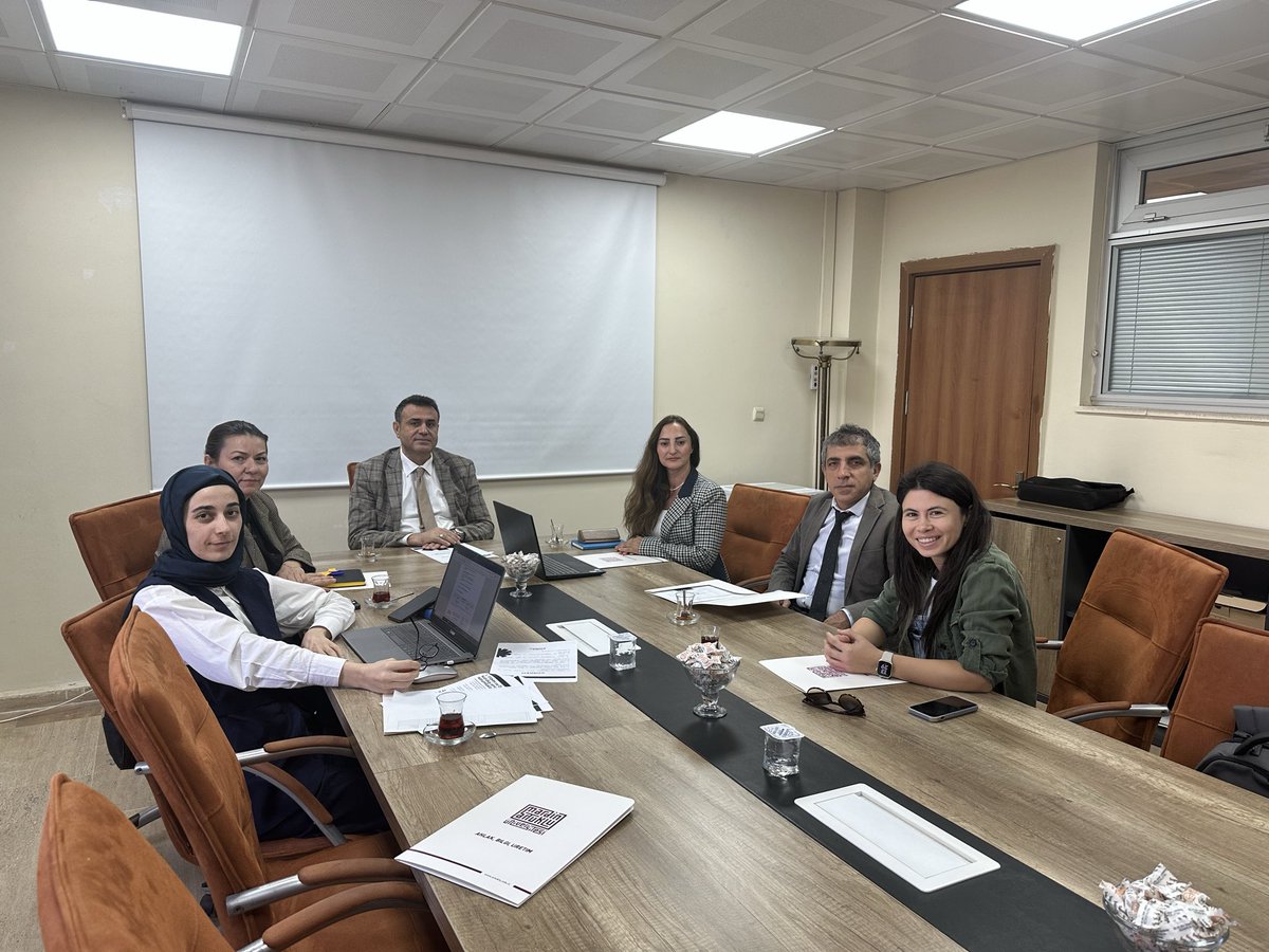 Birimimiz Fikri ve Sınai Mülkiyet Hakları (FSMH) Danışma Kurulu Toplantısı Gerçekleştirildi!
Haber metni: artuklu.edu.tr/tr/turkpatent-…
<a href="/ibrahimozcosar/">ibrahim özcoşar</a> <a href="/resityildiz79/">Reşit YILDIZ</a> <a href="/mardinartuklu/">Mardin Artuklu Üniversitesi</a> <a href="/TURKPATENT/">Türk Patent ve Marka Kurumu</a> <a href="/TurkpatentB/">TÜRKPATENT Bilgi ve Doküman Birimi</a>