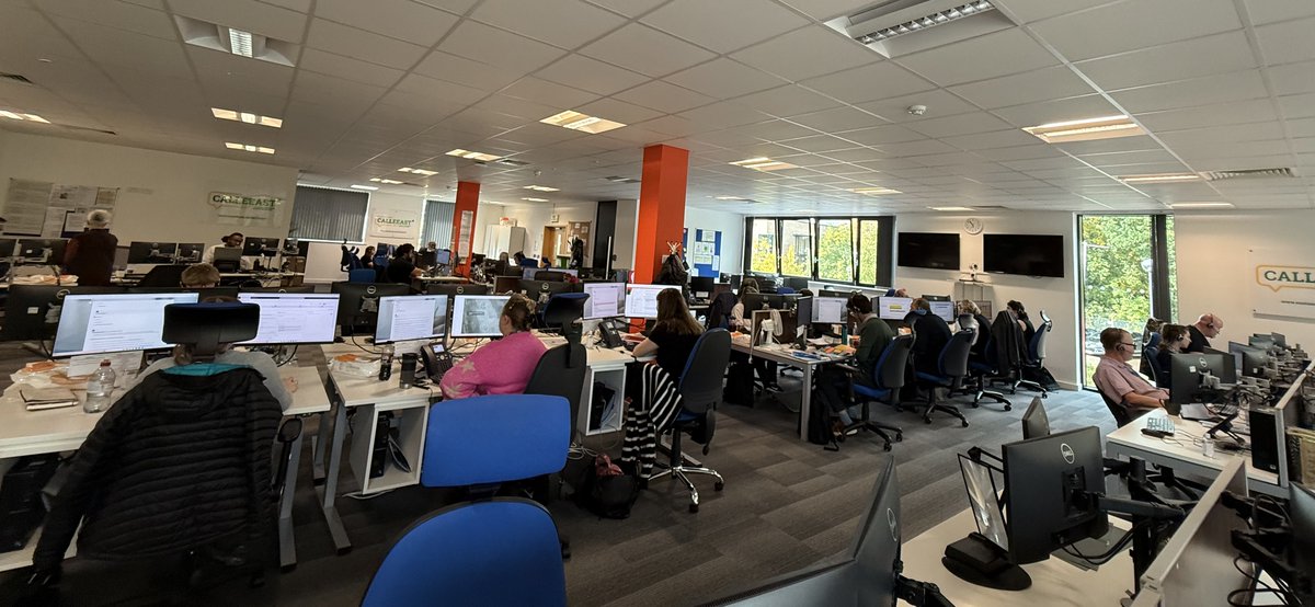 💬 “After spending the past few weeks out of the office at various meetings, it was brilliant to walk back into such a positive atmosphere today.”
— Andrew Gay , Head of Commercial Services
What a great reflection from Andy on the amazing spirit within Team CallEEAST! 💪🏼