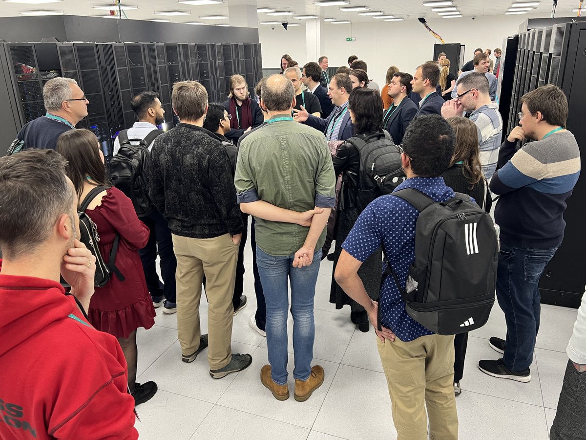 IT4Innovations's tweet image. Join the 9th Users’ Conference of IT4Innovations!
📅 30–31 Oct 2025 | Ostrava
Learn about upgrades, hear HPC user talks, and connect with our community.
🖊️ Register by 22 Oct
👉 events.it4i.cz/event/346/
#UsCoIT4I = #HPC & #Supercomputing with @eINFRA_CZ