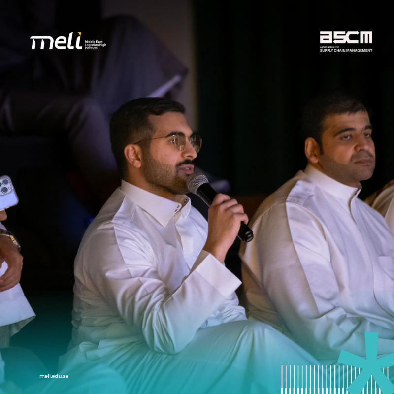 MELI_Logistics's tweet photo. جلسة حوارية أقيمت في مسرح "ذا ستيج"  بعنوان:
" جسر معايير سلاسل الإمداد العالمية مع التميز المحلي 🇸🇦"

بمشاركة خالد الماس وغرانت سوانبويل

🔹 ناقشت الجلسة مواءمة المعايير العالمية مع السوق المحلي ودور شهادات ASCM مثل CSCP في تمكين قادة سلاسل الإمداد.

@ascm_hq
