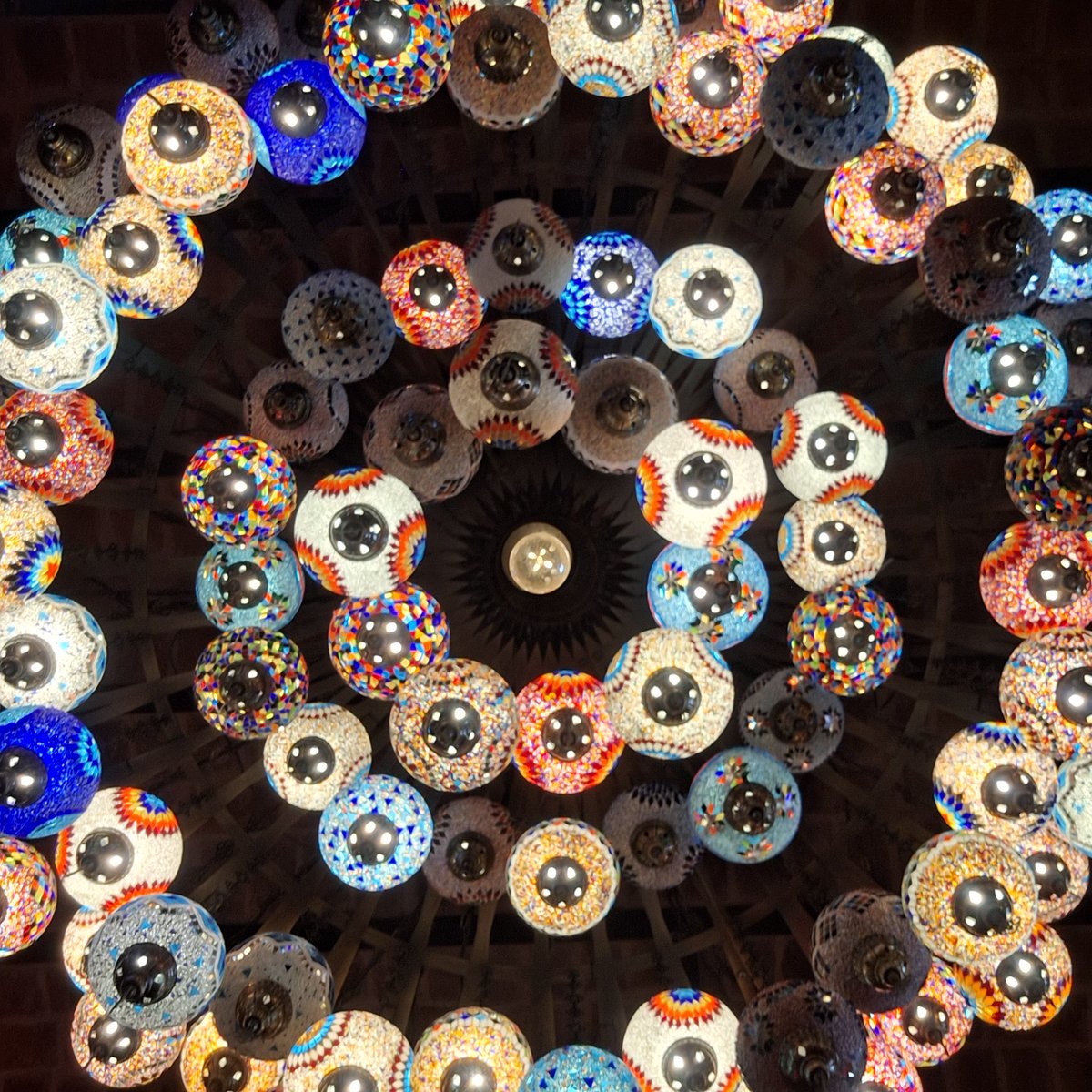 #aydınlatma #ışık #lamba #ampul #mekan #mozaik #İstanbul