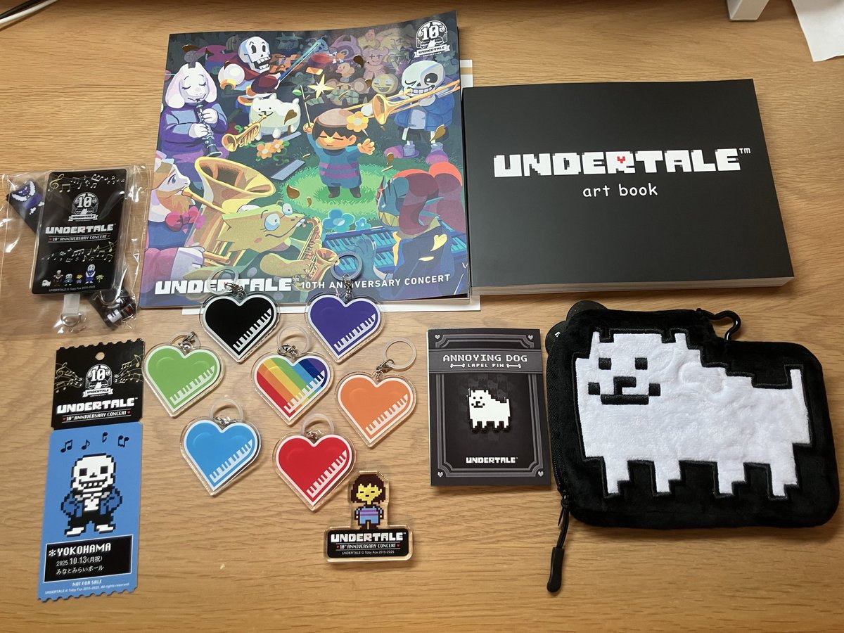 Thukumo187327's tweet photo. #UNDERTALE10周年コンサート 
キリアと参加してきました！感動で終始涙を流していました😭
アンダーテールに会えて本当によかったです！！ https://t.co/lQefx1RcPp