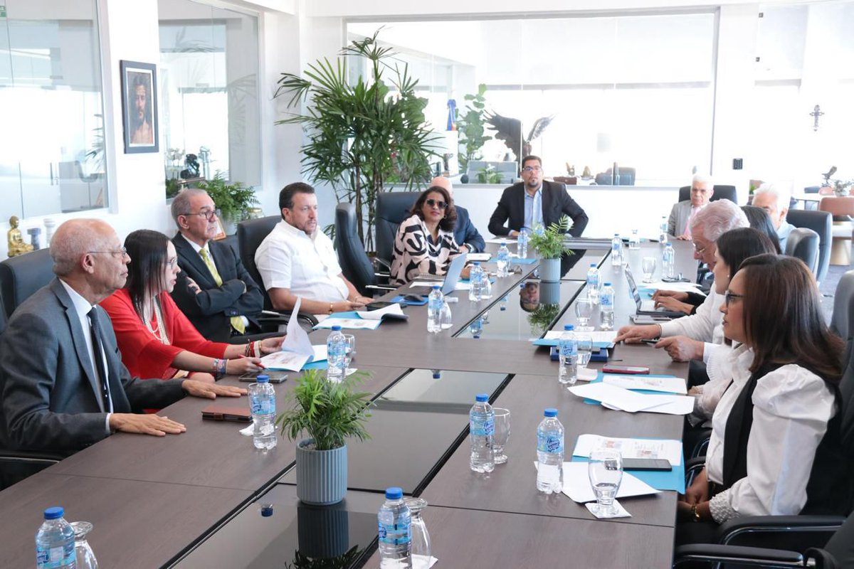 Nota de prensa: 🗞️

República Dominicana mostrará su modelo de educación superior integrada en el CAEI 2025 en Costa Rica

Para más información accede a nuestra página web. 📲 inesdyc.edu.do 

<a href="/adruorg/">Asociación Dominicana de Rectores Universidades</a>  <a href="/MESCYTRD/">MESCyT</a>