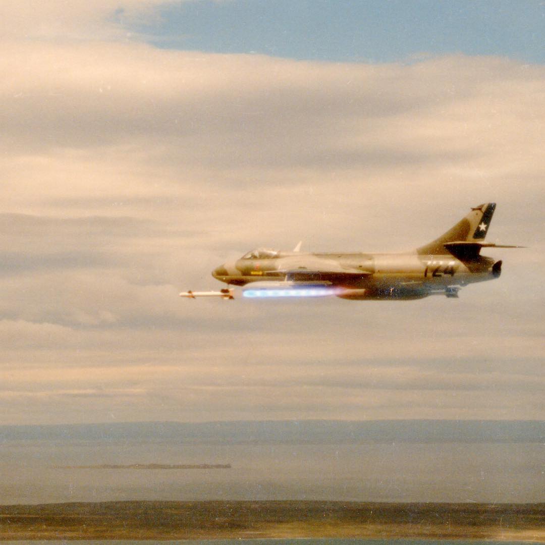 BaA43A3aHY (@baa43a3ahy) on Twitter photo Hawker Hunter with Shafrir Mk.2. Hawker Hunter with Shafrir Mk.2.