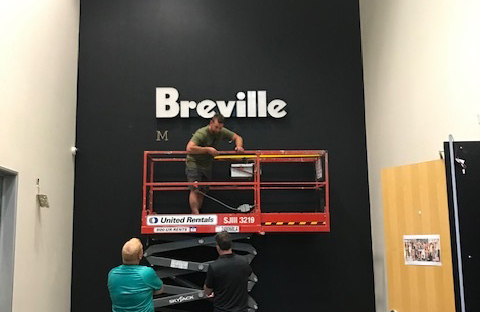 ProxyRetail's tweet photo. Installing dimensional logos requires precision. We nail measurements, leveling, and anchoring to bring your design to life. See the Breville logo install!

Elevate your brand? Learn more: https://t.co/TEJ5H6Lkgi
 
#BrandedSpaces #SignageSolutions #InstallationExperts https://t.co/yo4K5EOnop
