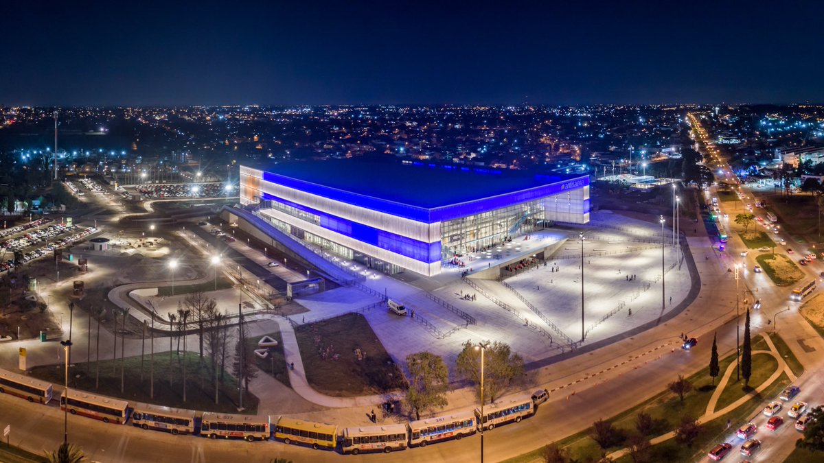 PabloAlvarez_uy's tweet photo. Con el fin del contrato con el gerenciador privado del @antelarena, decidimos que la gestión pase a una empresa del Grupo Antel.

El Arena es un activo estratégico y un orgullo para Antel. Lo demuestran la satisfacción de productores locales, internacionales, artistas y el público que llena cada evento.

Esta decisión nos permite hacerlo más eficiente, bajar costos y que los beneficios vuelvan a los y las uruguayas 💪🇺🇾