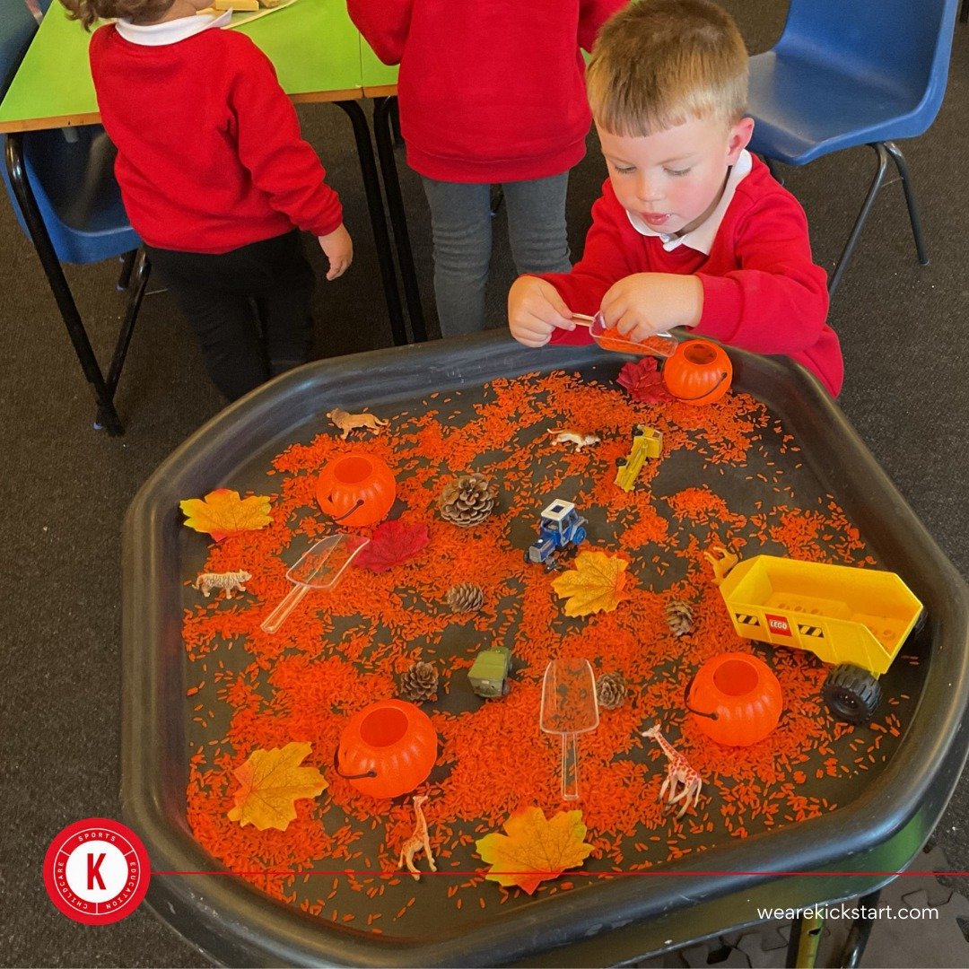wearekickstart's tweet photo. 🎃 Spooky fun at @StMatthewsPri🎃
Before the children broke up, they got into the Halloween spirit by using their imaginations and exploring the pumpkin tuff trays — messy, creative, and so much fun! 👻✨
#StMatthewsPrimary #HalloweenFun #Kickstart #FunInSchool https://t.co/IM5lKeAV5S