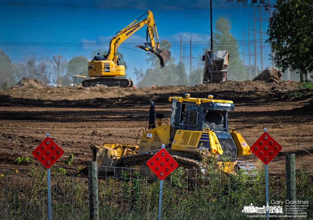 In today's WVLNEWS: Road paving connecting Polaris Parkway to Central Ohio Primary Care wrapped up Monday, but work paused just before Africa Road due to a utility pole blocking the new road path. Crews found an unmarked fiber line while drilling for conduit, delaying pole