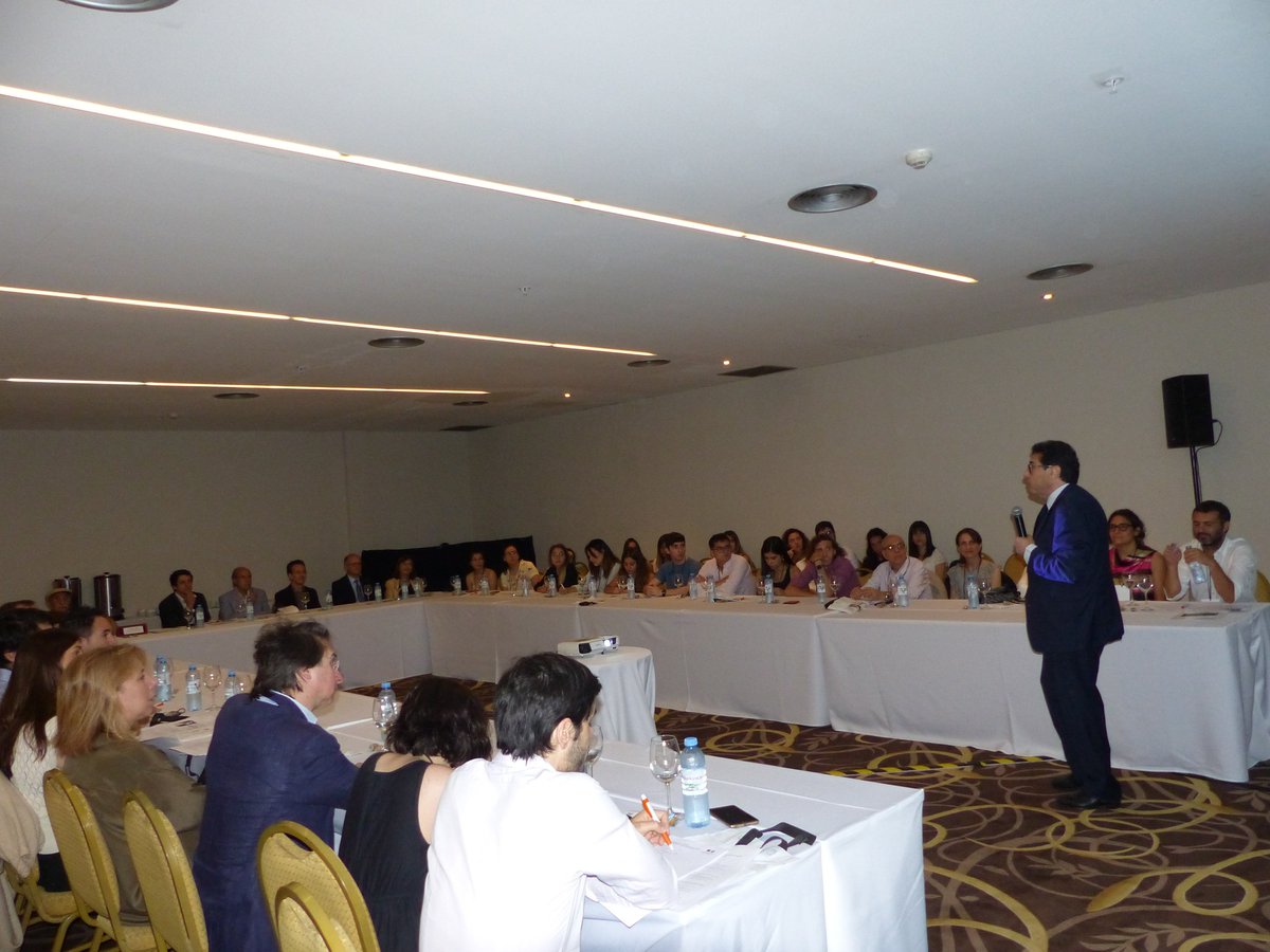 Facultad de Ciencias Económicas - UNT tweet media