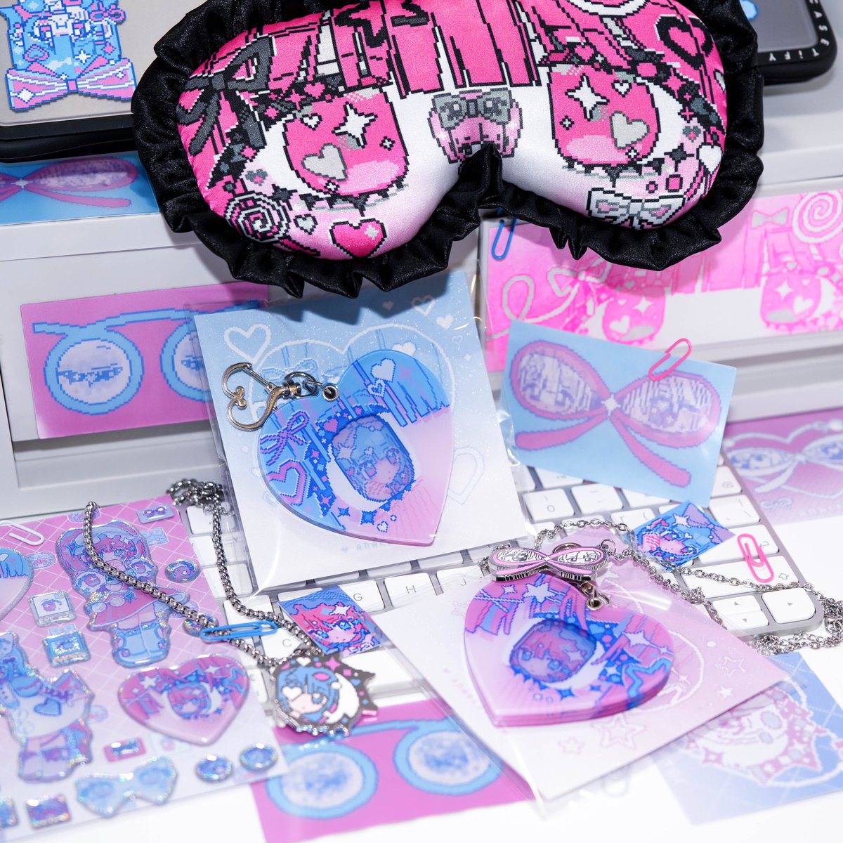 aaanarratorrr's tweet photo. 愛✖️目 https://t.co/yyjniRVDzI