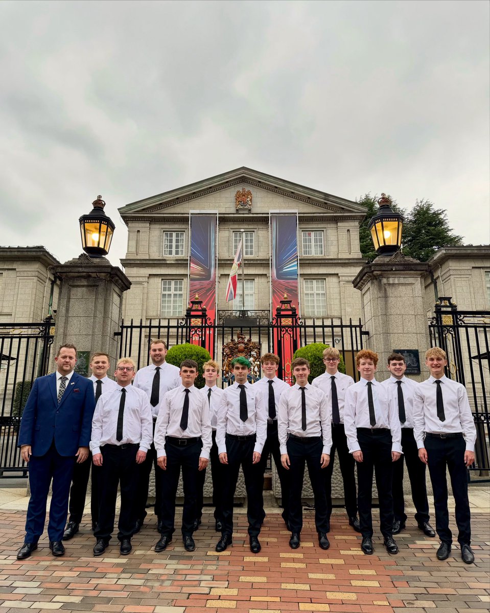 We were honoured and privileged to perform at the @ukinjapan this evening to celebrate all things cultural between Wales &amp; Japan. 

Anrhydedd oedd perfformio yn Llysgenhadaeth Prydain yn Tokyo heno i ddathlu’r cysylltiadau diwylliannol rhwng Cymru a Japan #walesjapan