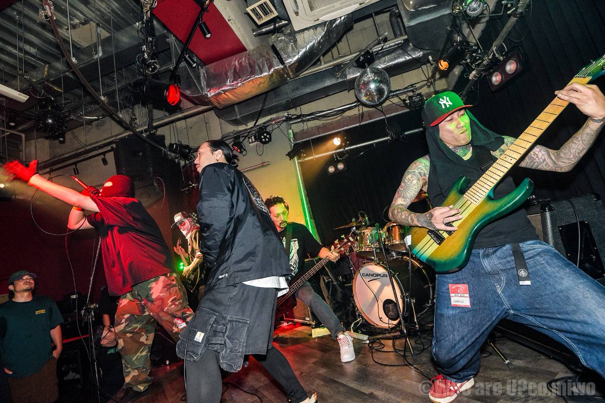 𝐁𝐑𝐎𝐊𝐄𝐍 𝐋𝐈𝐅𝐄 tweet media