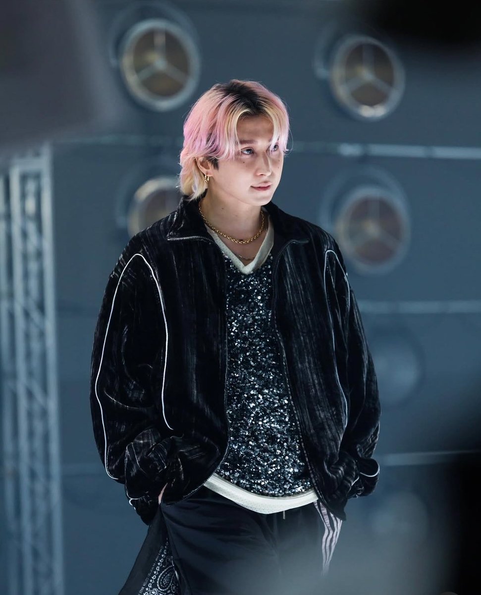  Man 佐久間君衣装　室内試着のみNKNIT レザーブルゾン Snow Man 'BOOST' Music Video 佐久間大介Instagram Post 251014