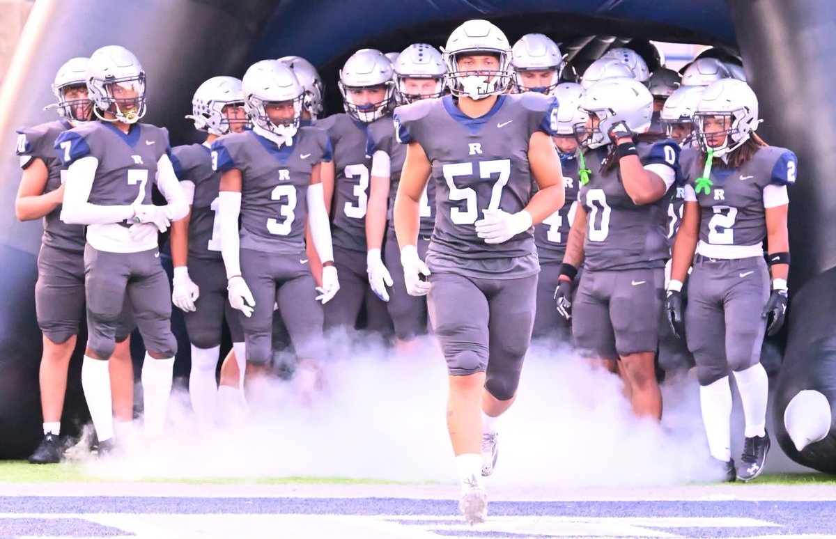 🚨STILL WORKING…
Reitz vs Bosse (1st Q only)
4 tackles  2sacks 
 3solo 1 assisted. 2tfl 
<a href="/sixstarfootball/">Six Star Football | PLUS+</a> <a href="/MarcusAdams_51/">Marcus Adams</a> <a href="/CoachJerret/">Jerret Williams</a> 
<a href="/5StarScouting/">5StarScouting™</a> <a href="/CoachCook73/">Jerome Bear Cook</a> <a href="/coachflem/">Jim Fleming</a> <a href="/CoachBentesRU/">Coach Bentes</a> <a href="/FBCoachHale/">Logan Hale</a> <a href="/SidelinePreps/">Sideline Preps</a> <a href="/Tyler_NPreps/">Tyler Odems</a>
<a href="/CoachJerret/">Jerret Williams</a>