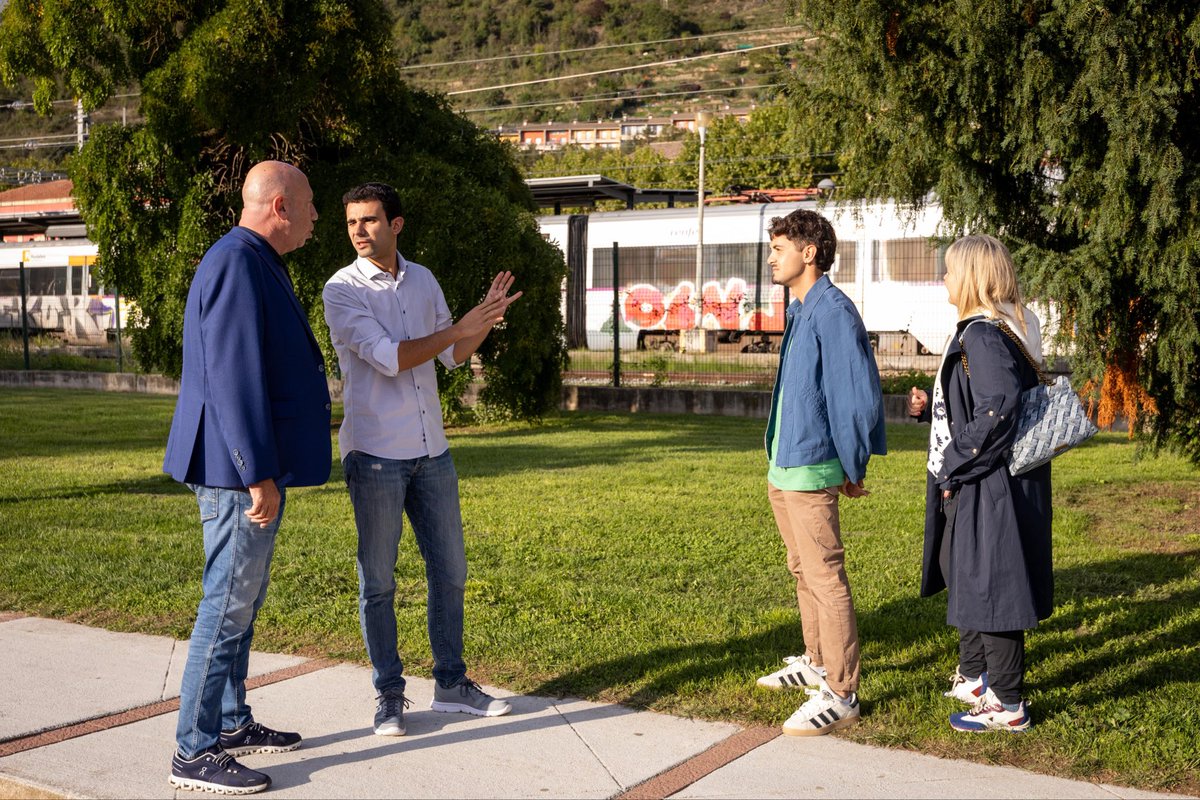 🚆 Visita a l’emplaçament dels futurs tallers de manteniment de l’#R3 amb el senador <a href="/joanbague/">Joan Bagué i Roura</a>.

Una inversió de 16 M€ que situarà #Ripoll com a punt clau de la línia: millor servei i oportunitats professionals.

Vetllarem perquè es faci bé i amb garanties per al veïnat. 💪✨