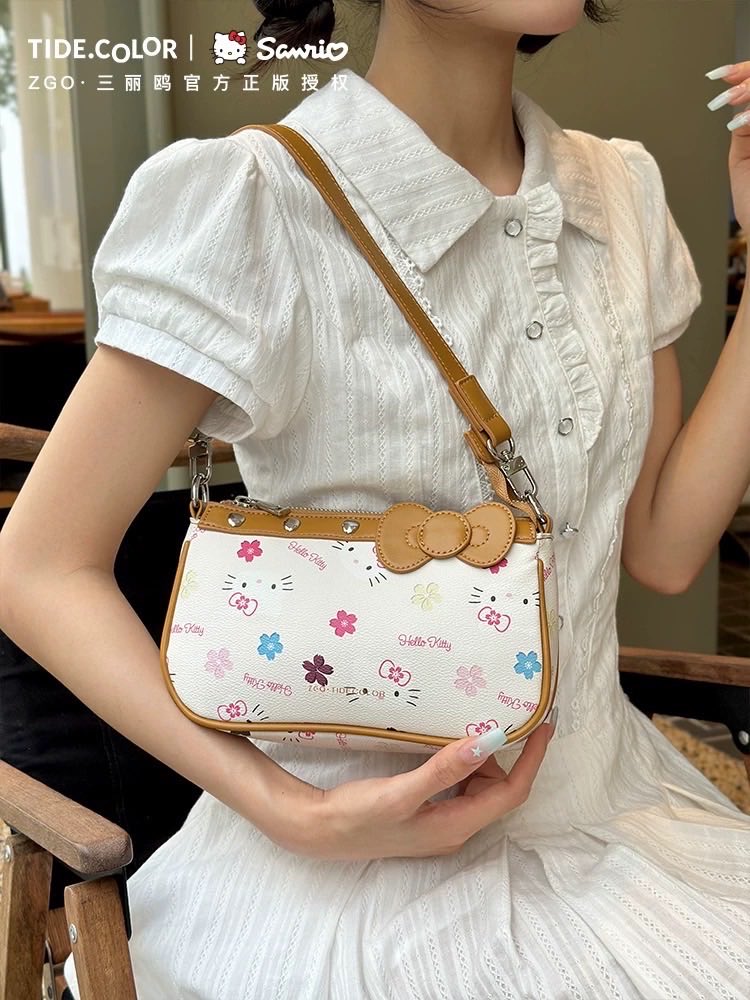 uukiyo_stuff's tweet photo. Official Sale💥 พร้อมส่ง กระเป๋า Tide Color x Hello Kitty ใบนี้ขายดีสุดๆ ได้ราคาเซลมาทัน 1 ใบค่า
✨ 670.- ส่งฟรี
🛒 สอบถาม / สั่งซื้อทางไลน์
🧡 ใช้โค้ดส่วนลด 20% ใน Shopee
#กระเป๋าสะพายข้าง #tidecolor #พรีจีน #ตลาดนัดsanrio #ตลาดนัดซานริโอ้ https://t.co/UkIKJgkSve