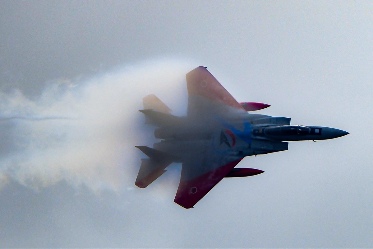 tokaido5087's tweet image. 岐阜基地航空祭2025
滅多に無い湿度90%超のコンディションでの機動飛行は圧巻でした！
#岐阜基地
#岐阜基地航空祭