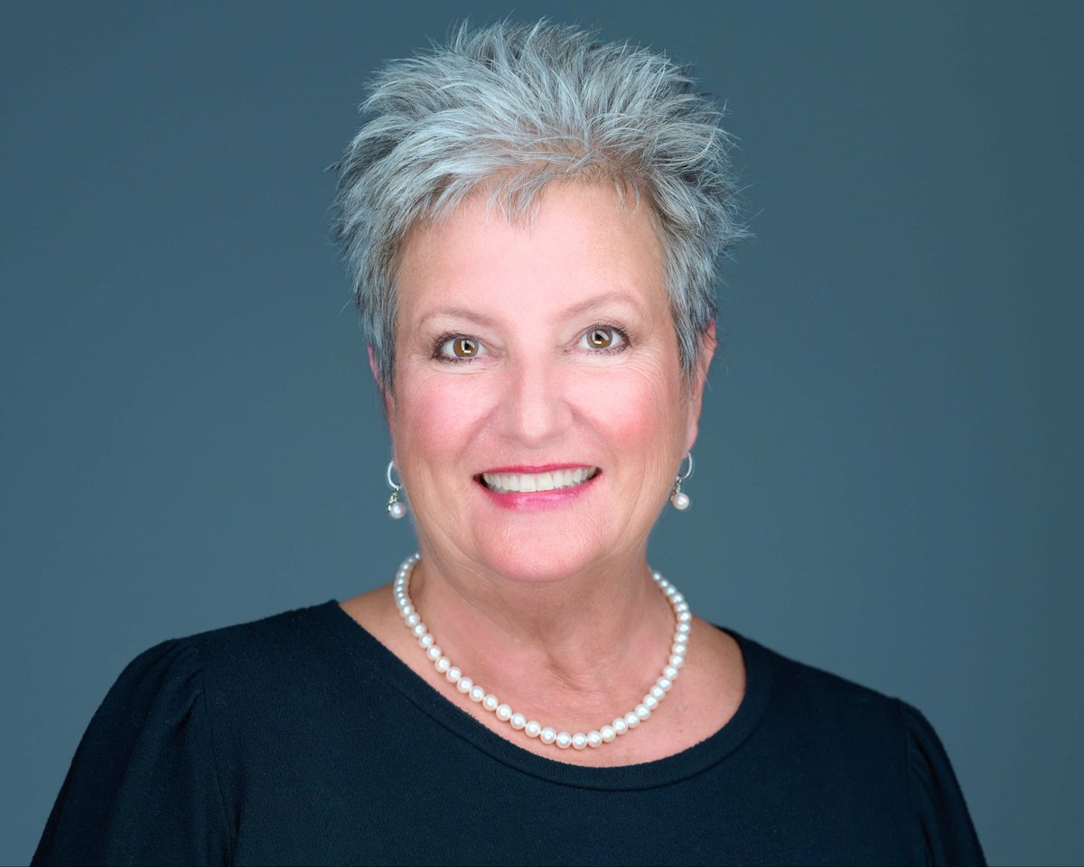 KeiserUFlagship's tweet image. Congratulations to Professor Lonnie K. Martens, Esq., JD on being named an official Pre-Law Advisor by the Law School Admission Council (LSAC)! ⚖️ Guiding Keiser students across Florida toward their future in law. 💼💙 #KeiserUniversity #PreLaw #FutureLawyers