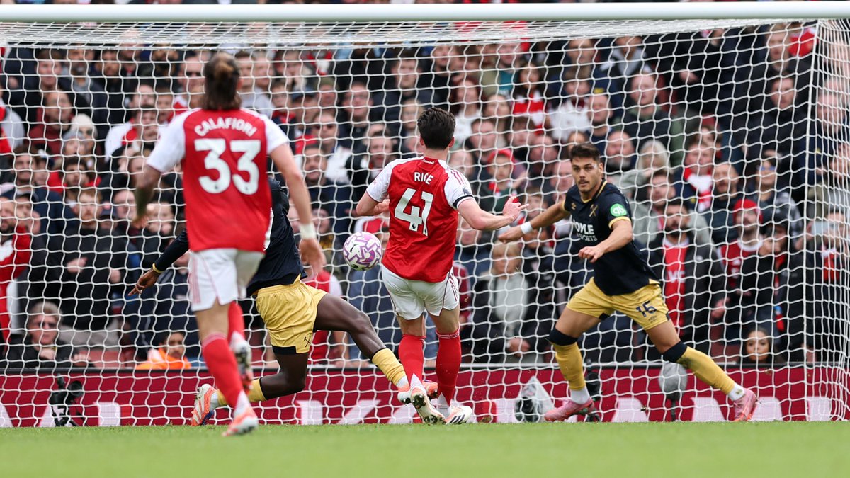 Arsenal's tweet image. Starting as we mean to go on 💪
October so far, in pictures 📸