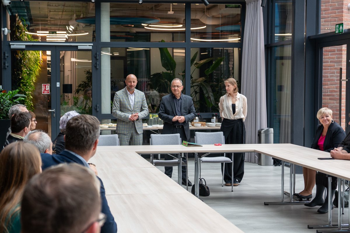 Łódzka Specjalna Strefa Ekonomiczna S.A. tweet media