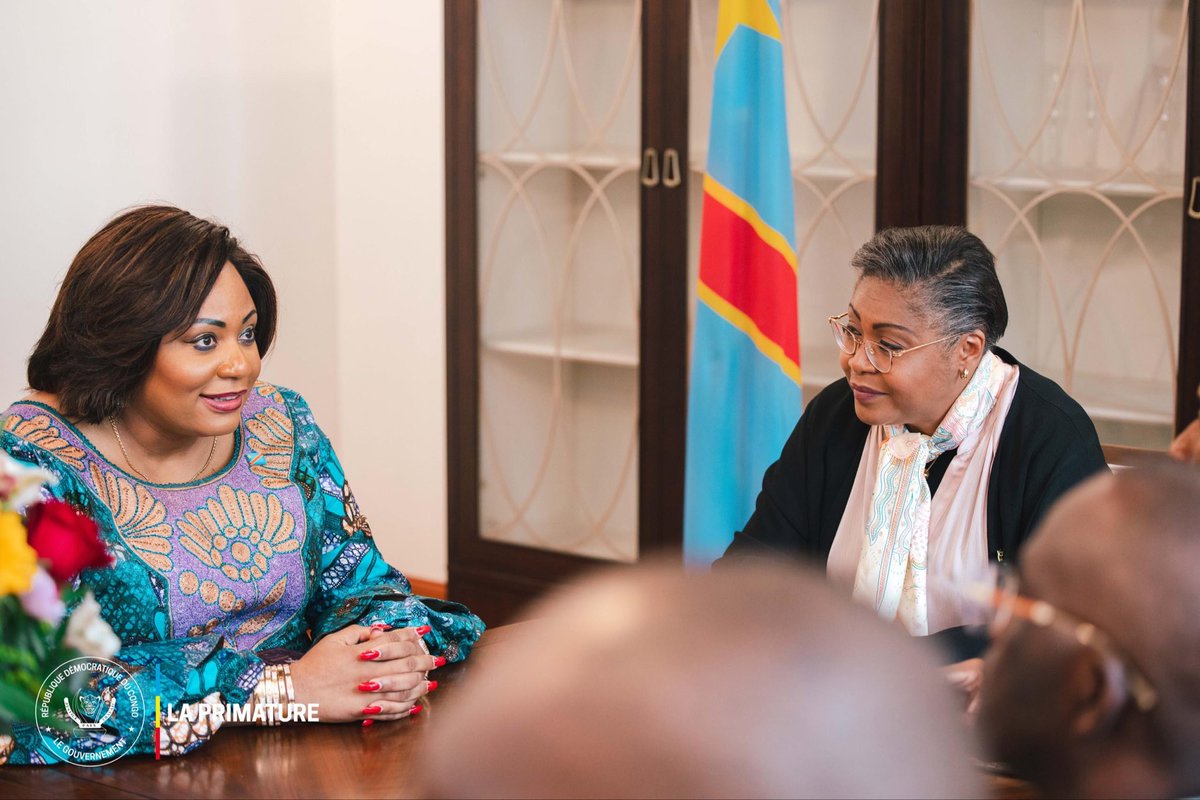 PrimatureRDC's tweet image. #Washington #Diplomatie
13 octobre 2025 | En mission aux États-Unis pour représenter le Président Félix-Antoine Tshisekedi au Forum économique et d’investissement RDC–USA (14–15 octobre), la Première Ministre Judith Suminwa Tuluka a inspecté le patrimoine diplomatique congolais à…