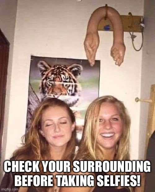 the original RC (@rcemail1) on Twitter photo Always check your surrounding 😂 Always check your surrounding 😂