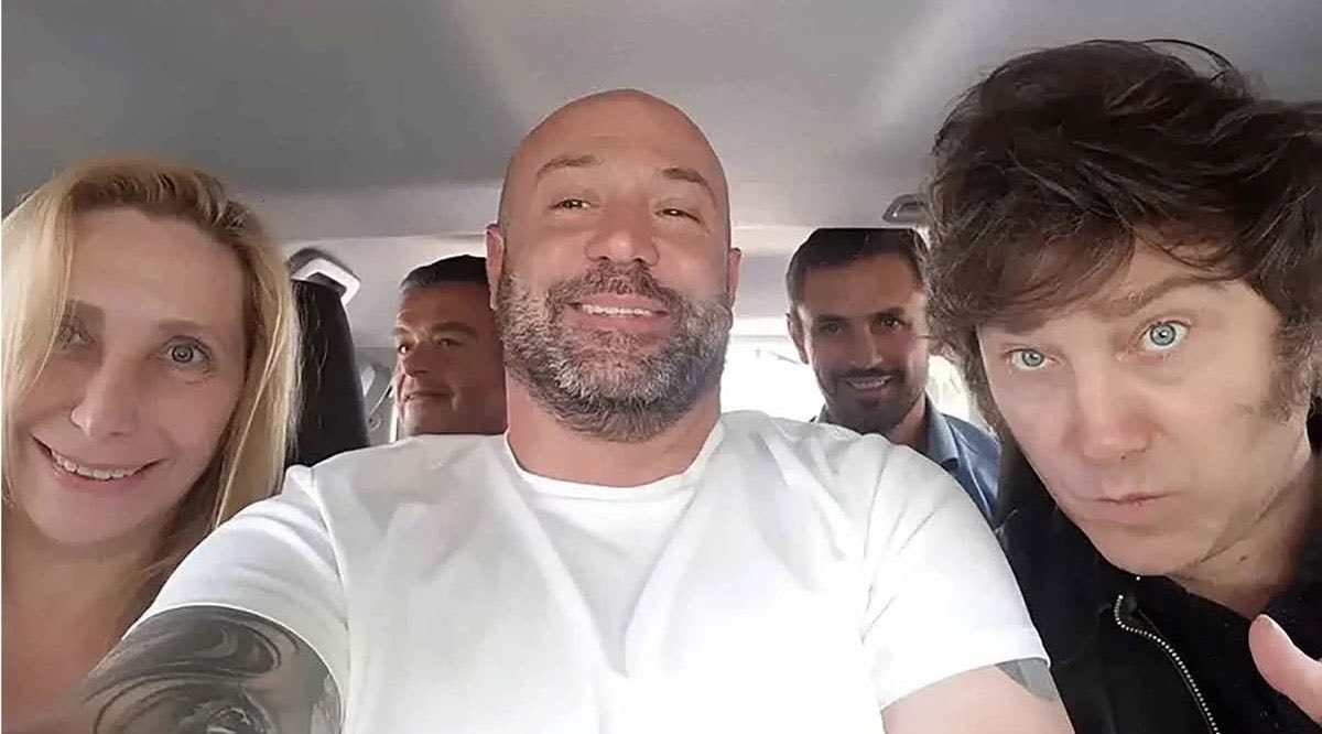 Laje no conocía al femicida
Espert no conocía al narco
Milei no conocía al estafador
Milei no conocía a Spagnuolo 
Ellos piensan que son el gobierno mas limpio de la historia