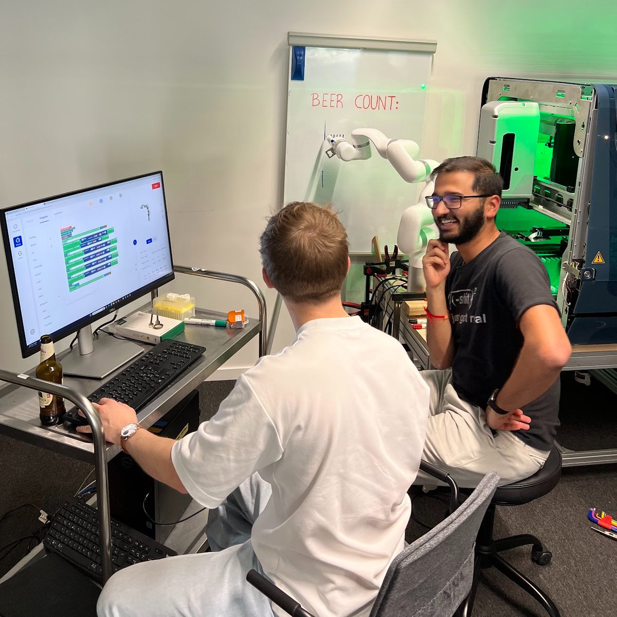 julian_englert's tweet image. So cool to see so many people at our lab opening at @adaptyvbio last week! Great mix of researchers, engineers and scientists working at the intersection of AI and bio. We ran lab tours all evening to show how we bring your proteins to life and our robot arm tirelessly counted…