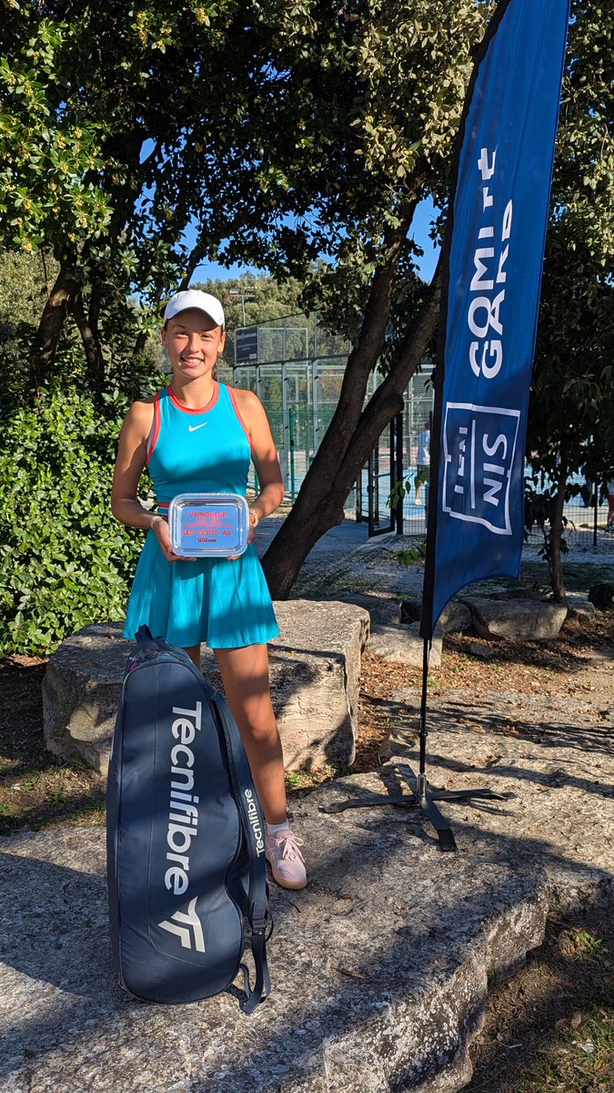 Maha gagne les pré qualifications des <a href="/LesPetitsAs/">Les Petits As - Le Mondial Wilson</a> a Nîmes 
Trop fière de toi ma fille
Rdv en janvier à Tarbes