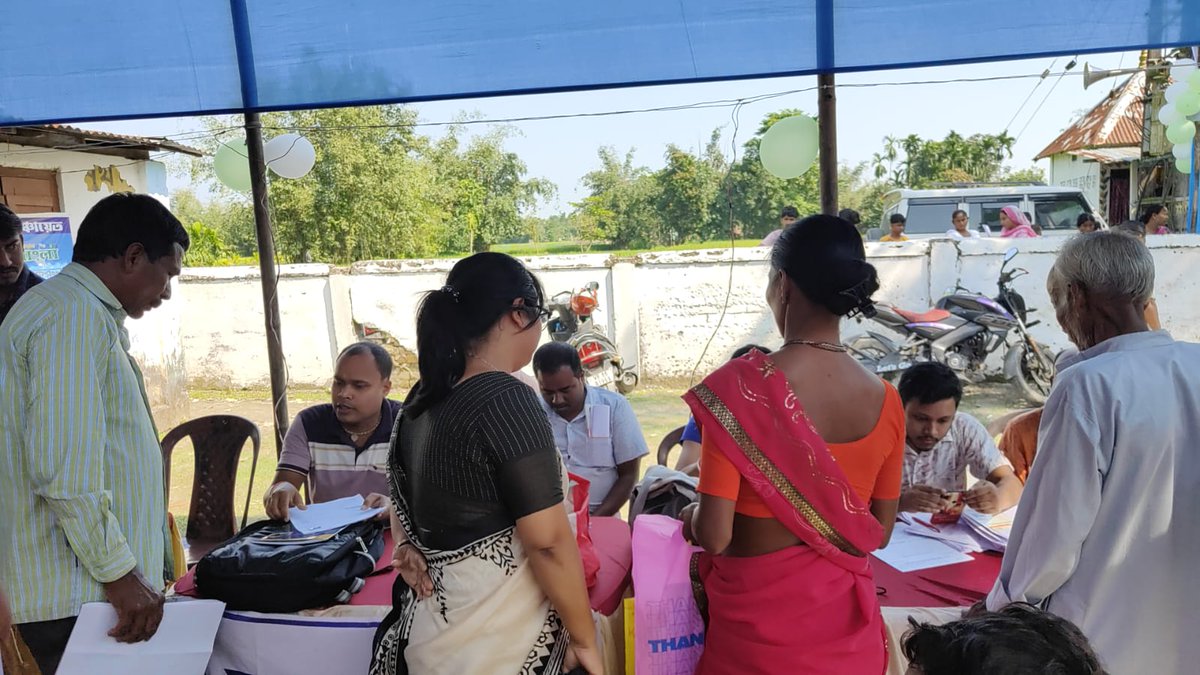 With every Para raising its voice and shaping its priorities, 
'Amader Para, Amader Samadhan' 
Camp conducted today at Boxiganj GP under Haldibari Block.

#AmaderParaAmaderSamadhan