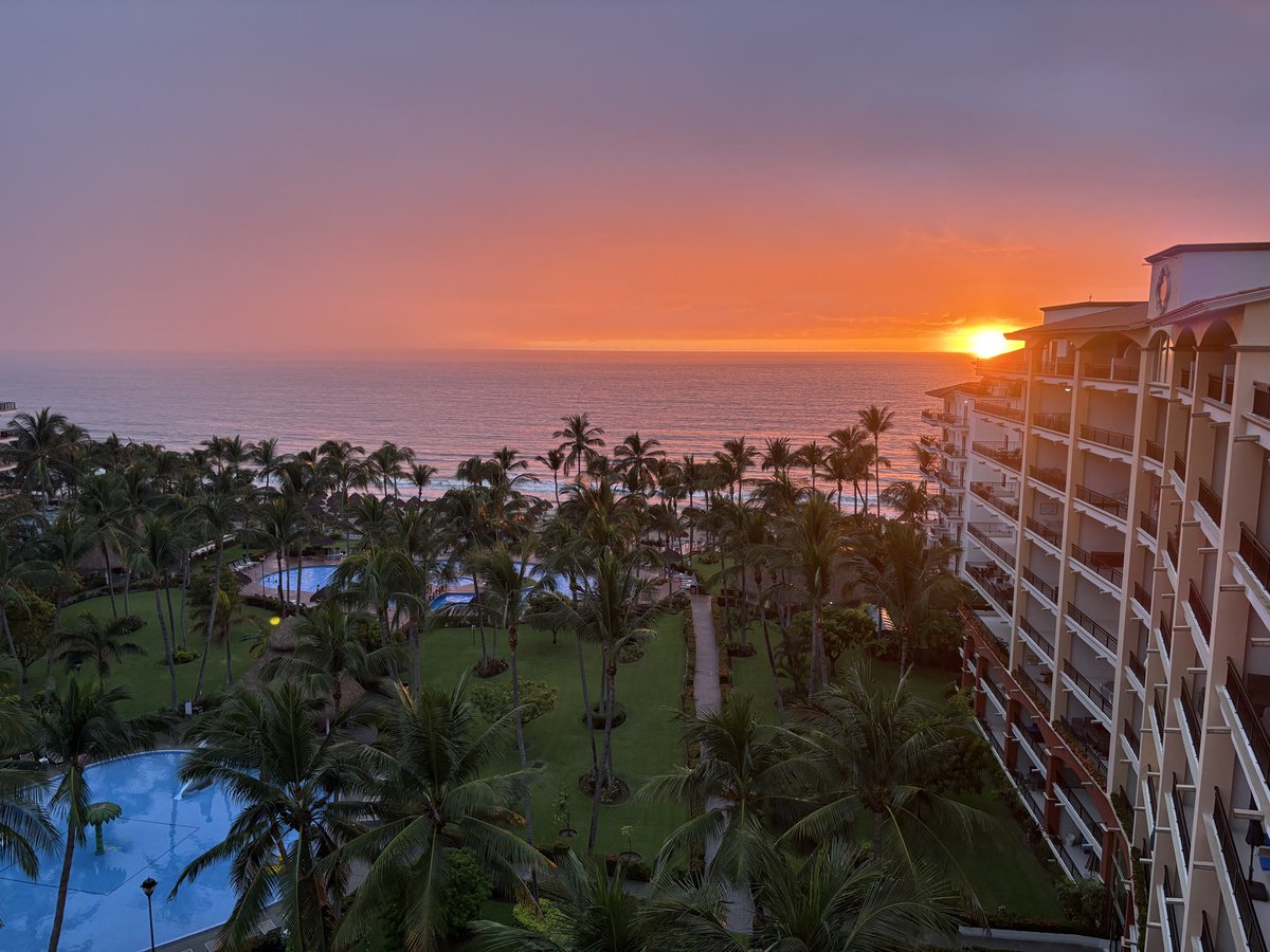 I can get so use to this view after dinner!